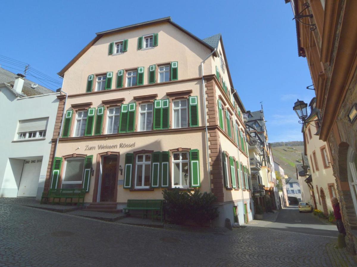 Classy Holiday Home In Uerzig Near Forest Rum bild