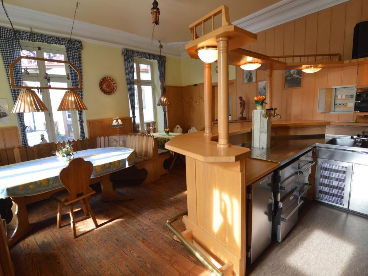 Classy Holiday Home In Uerzig Near Forest Rum bild